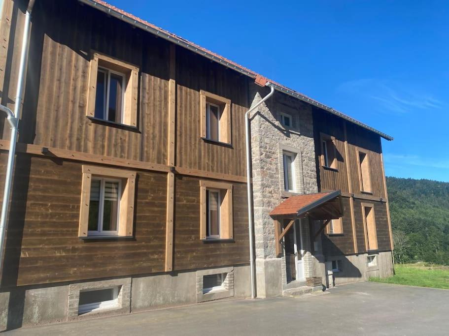 Appartement 5 Personnes Avec Espace Plein Air Saint-Maurice-sur-Moselle Exteriör bild